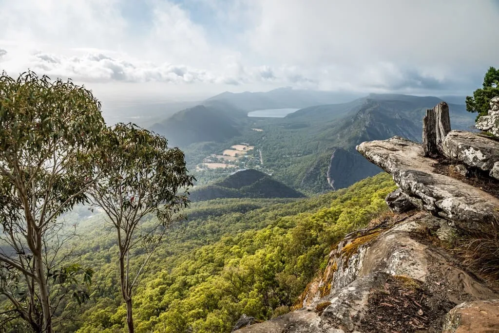 cheap grampians tour