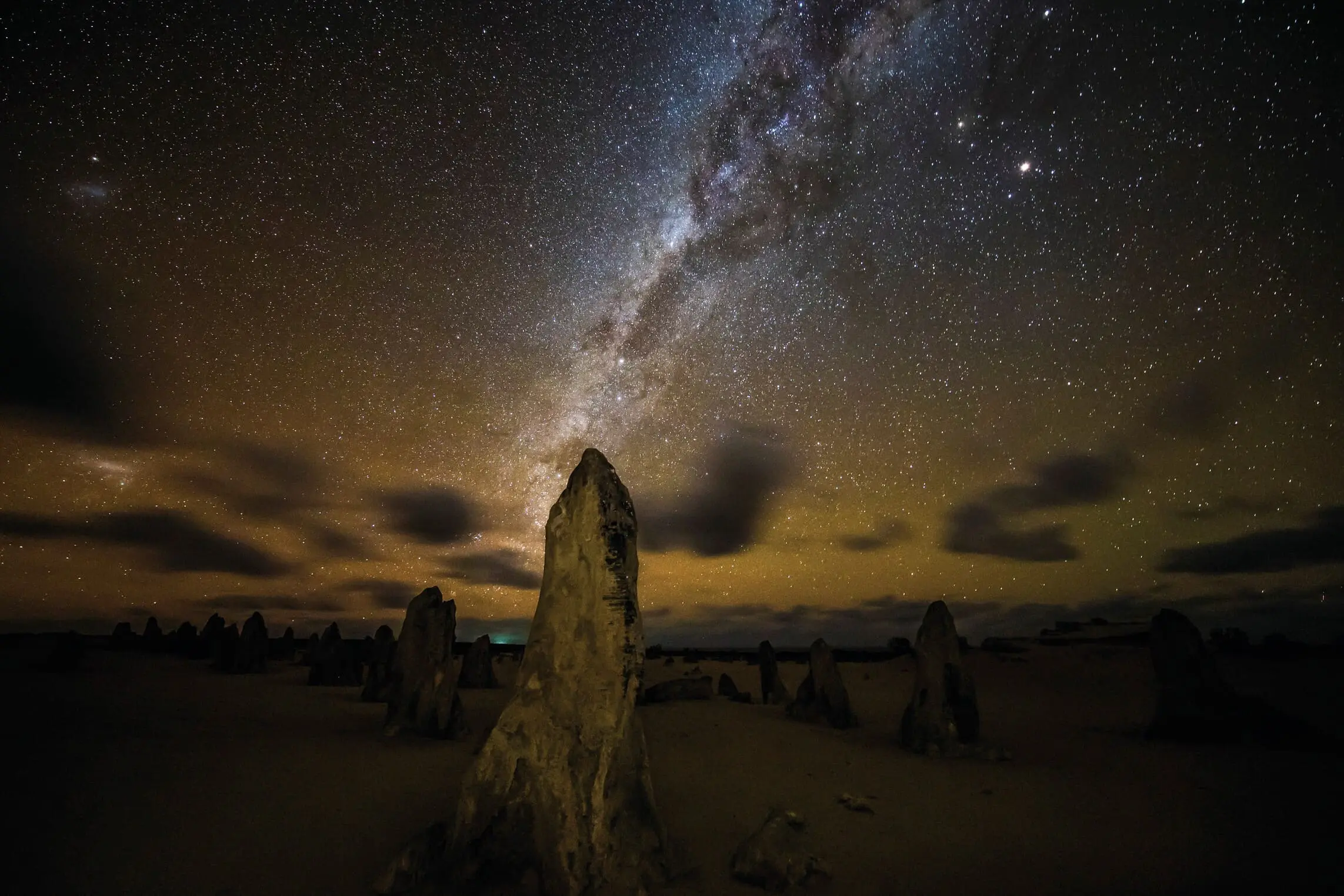 pinnacles desert sunset stargazing tour