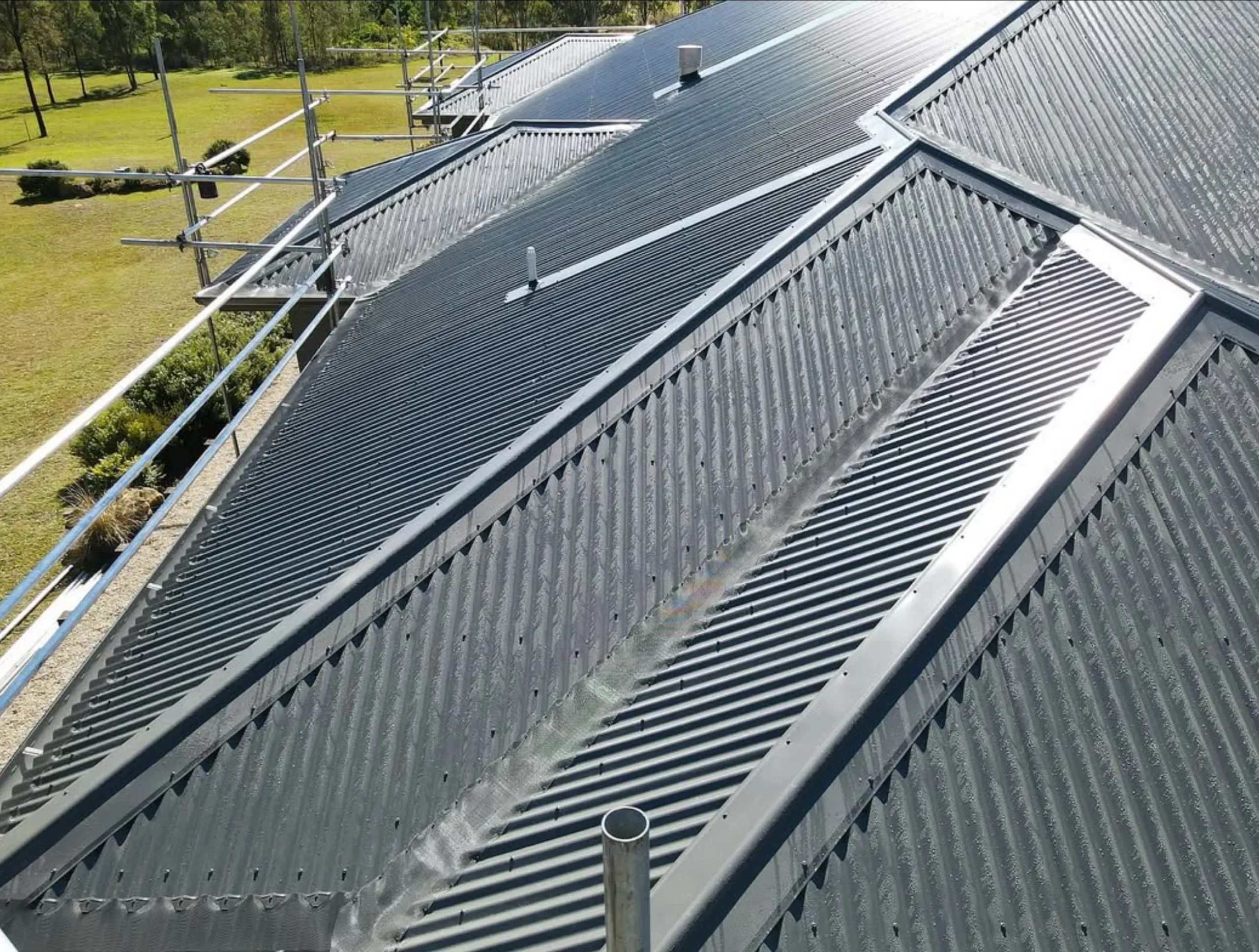 colorbond roof restoration melbourne